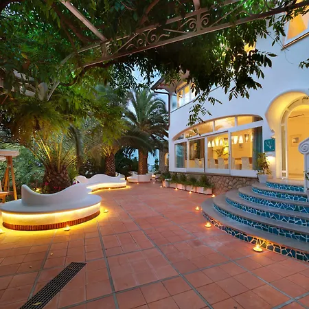 Villa Infinity