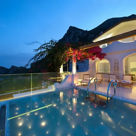 Infinity Villa *