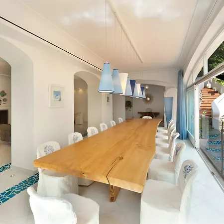 Villa Infinity