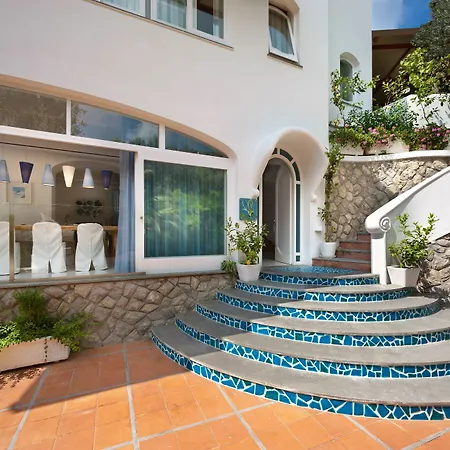 Villa Infinity *